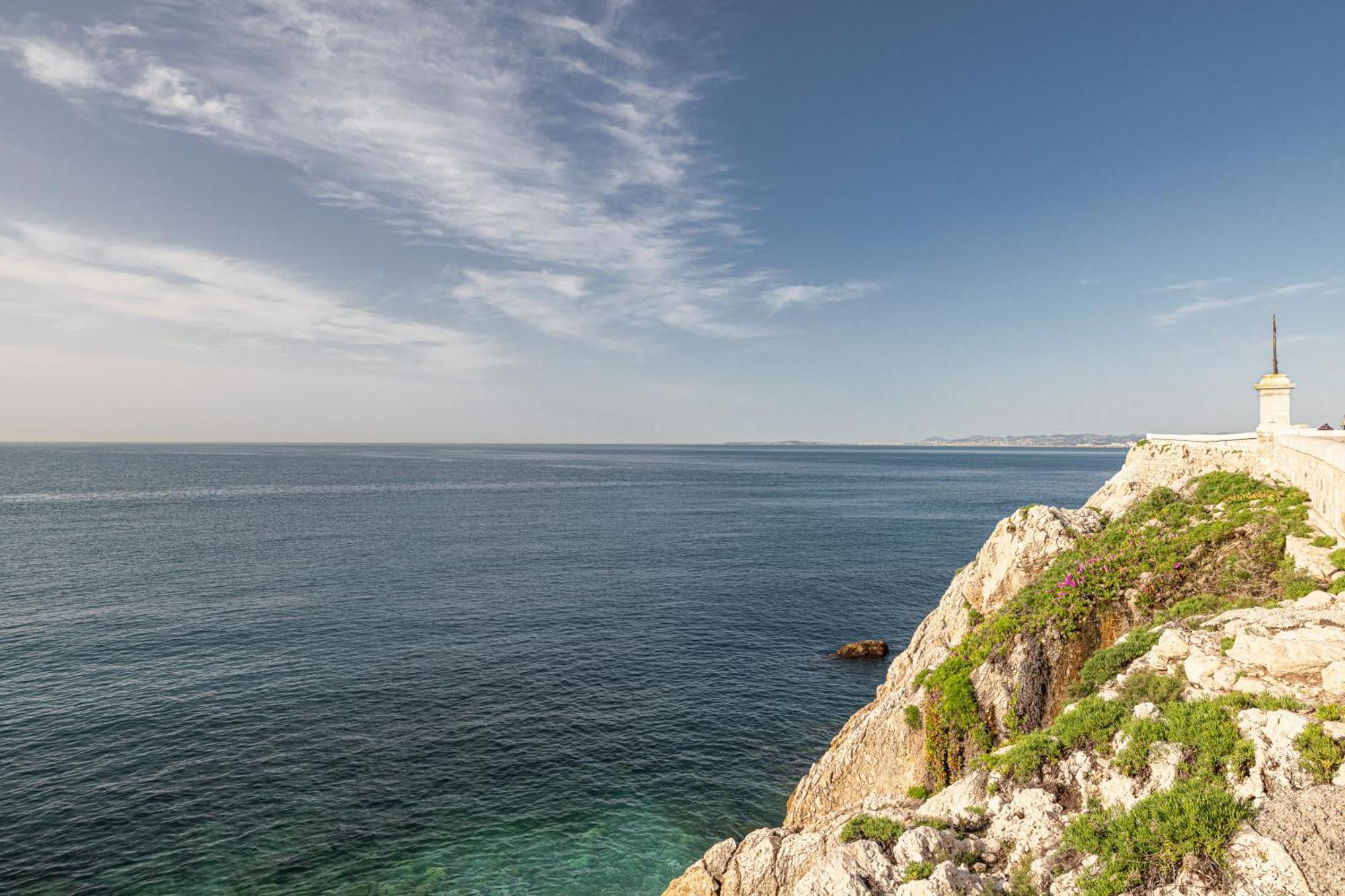 Feel - Vista Di Portu Nice